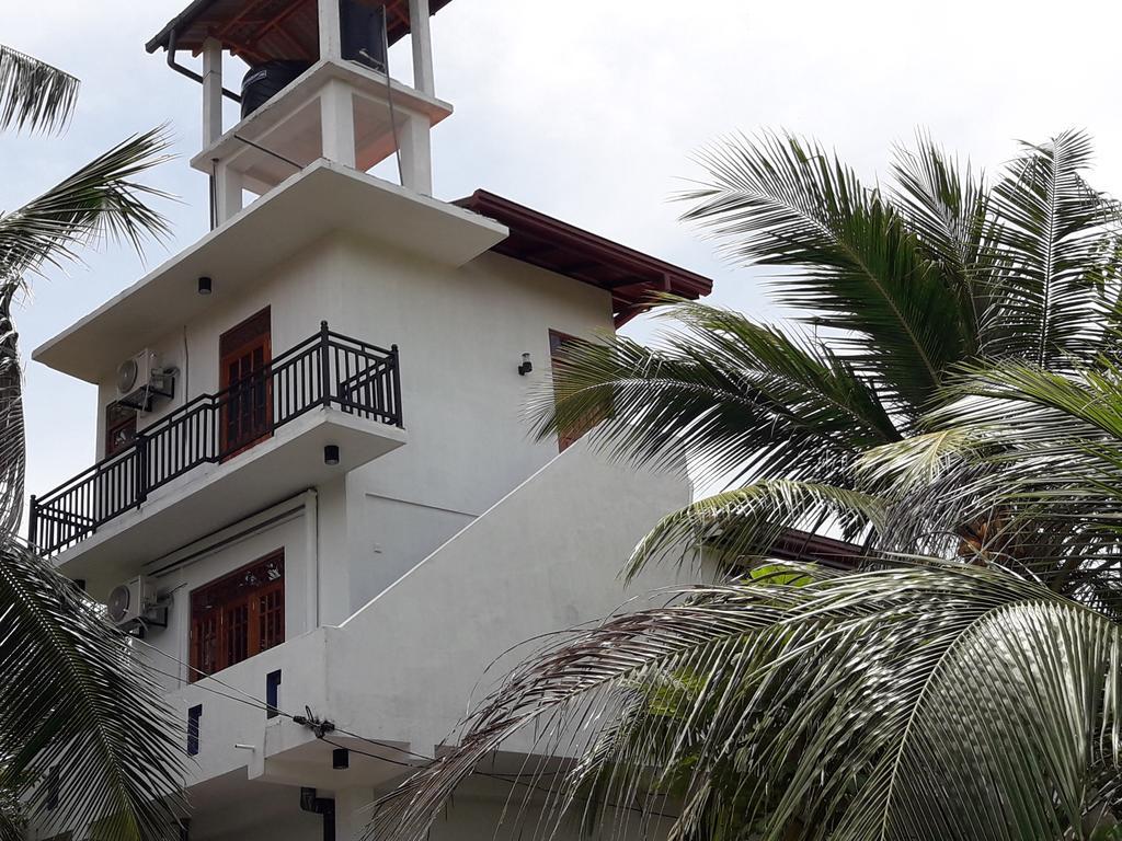 Sanjula Apartments Hikkaduwa Luaran gambar