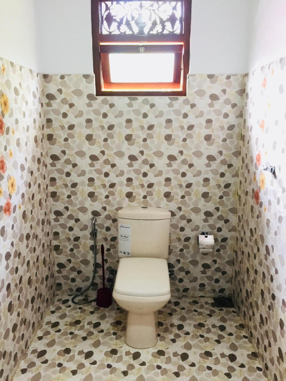 Sanjula Apartments Hikkaduwa Luaran gambar