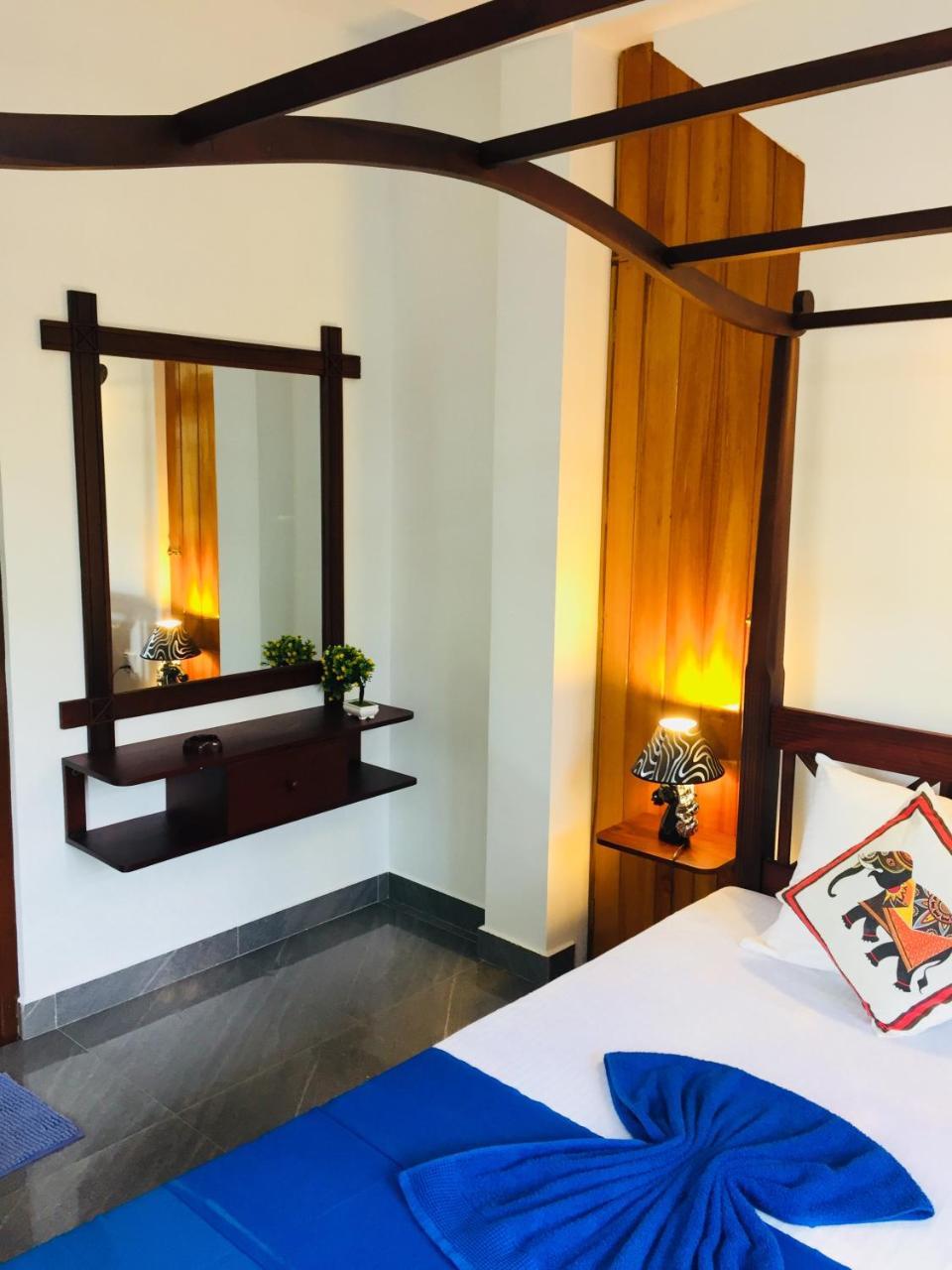 Sanjula Apartments Hikkaduwa Luaran gambar