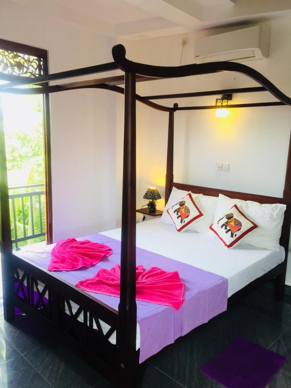 Sanjula Apartments Hikkaduwa Luaran gambar