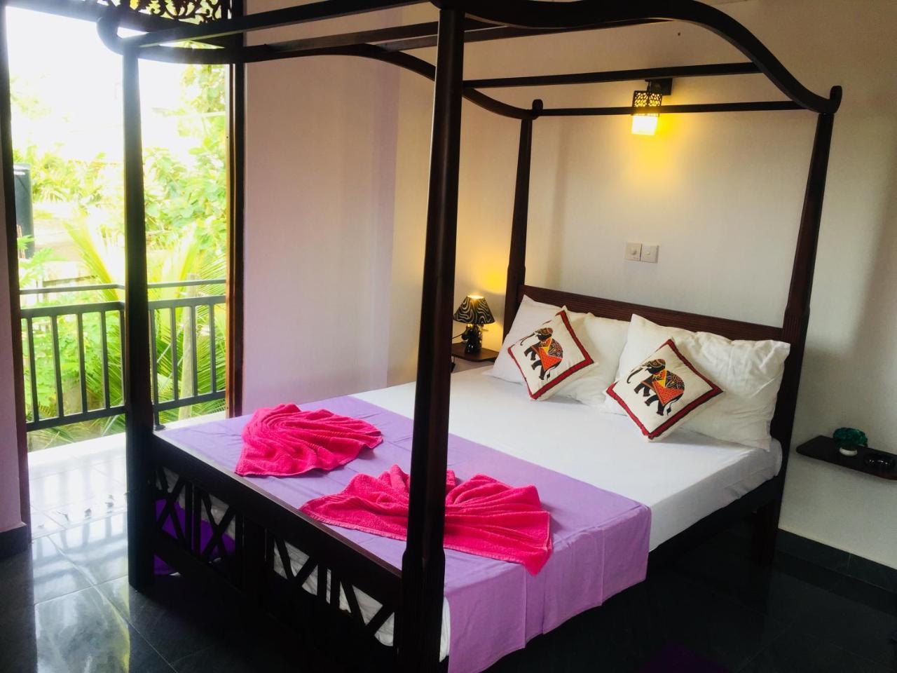 Sanjula Apartments Hikkaduwa Luaran gambar