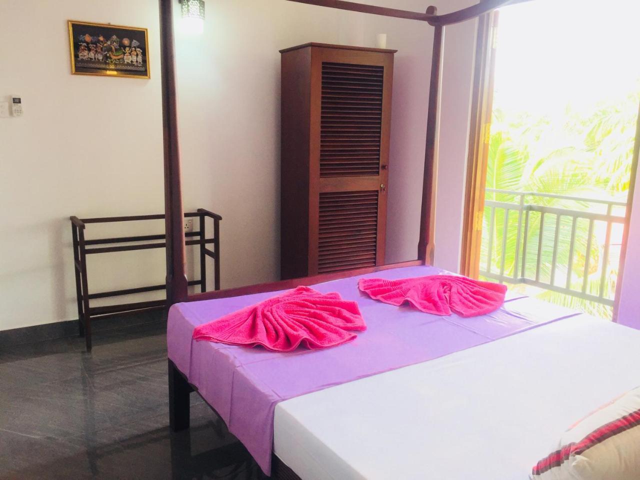 Sanjula Apartments Hikkaduwa Luaran gambar