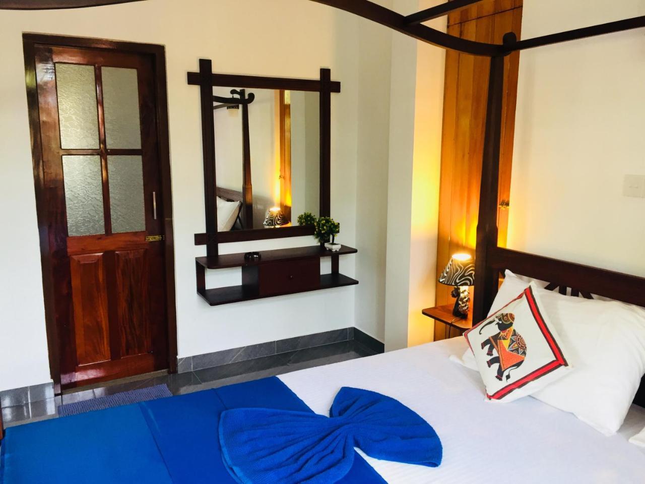 Sanjula Apartments Hikkaduwa Luaran gambar