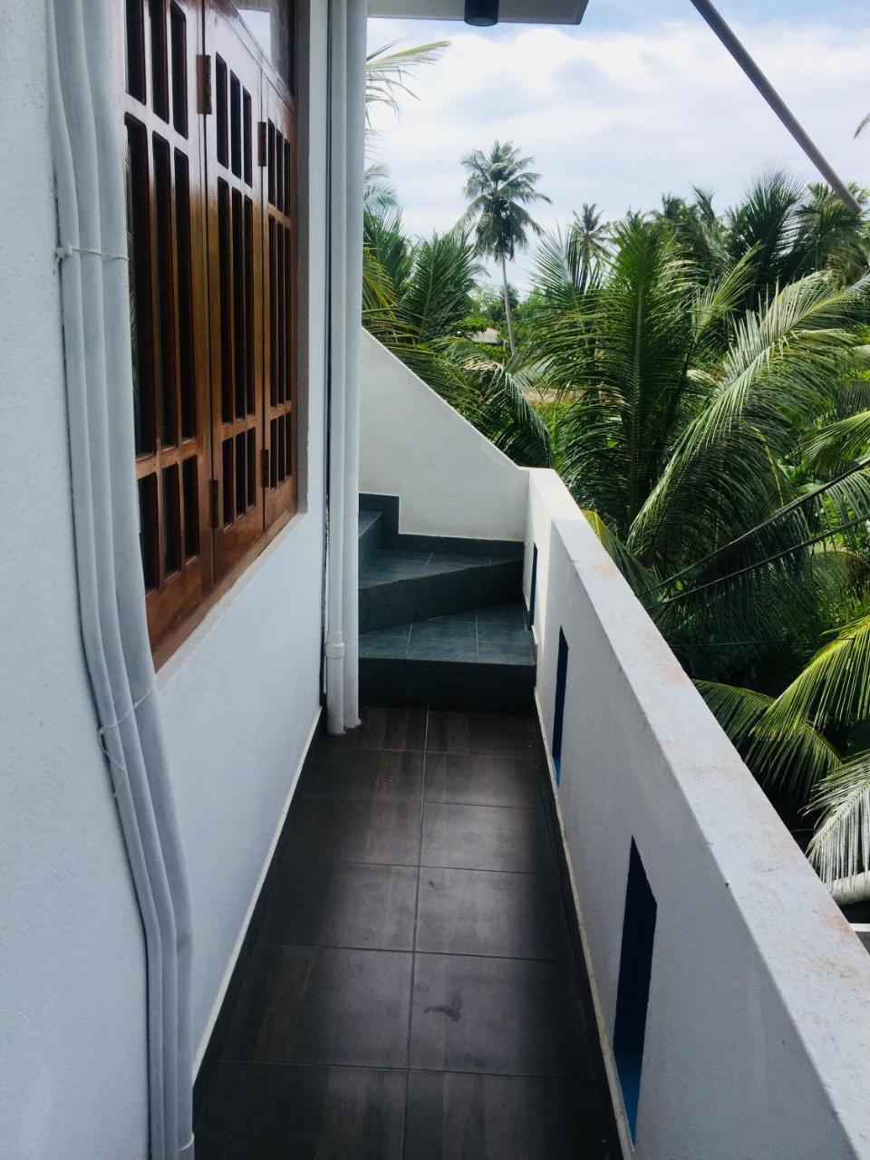 Sanjula Apartments Hikkaduwa Luaran gambar